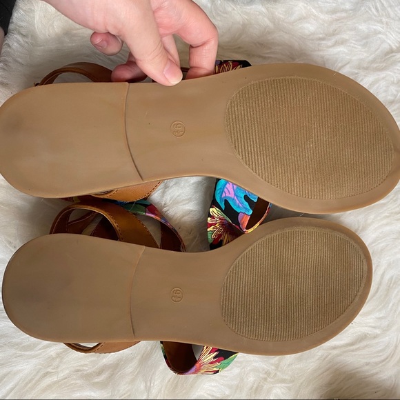 Dolce Mojo Moxy Floral Strap Sandals Cognac 9 - Picture 15 of 16